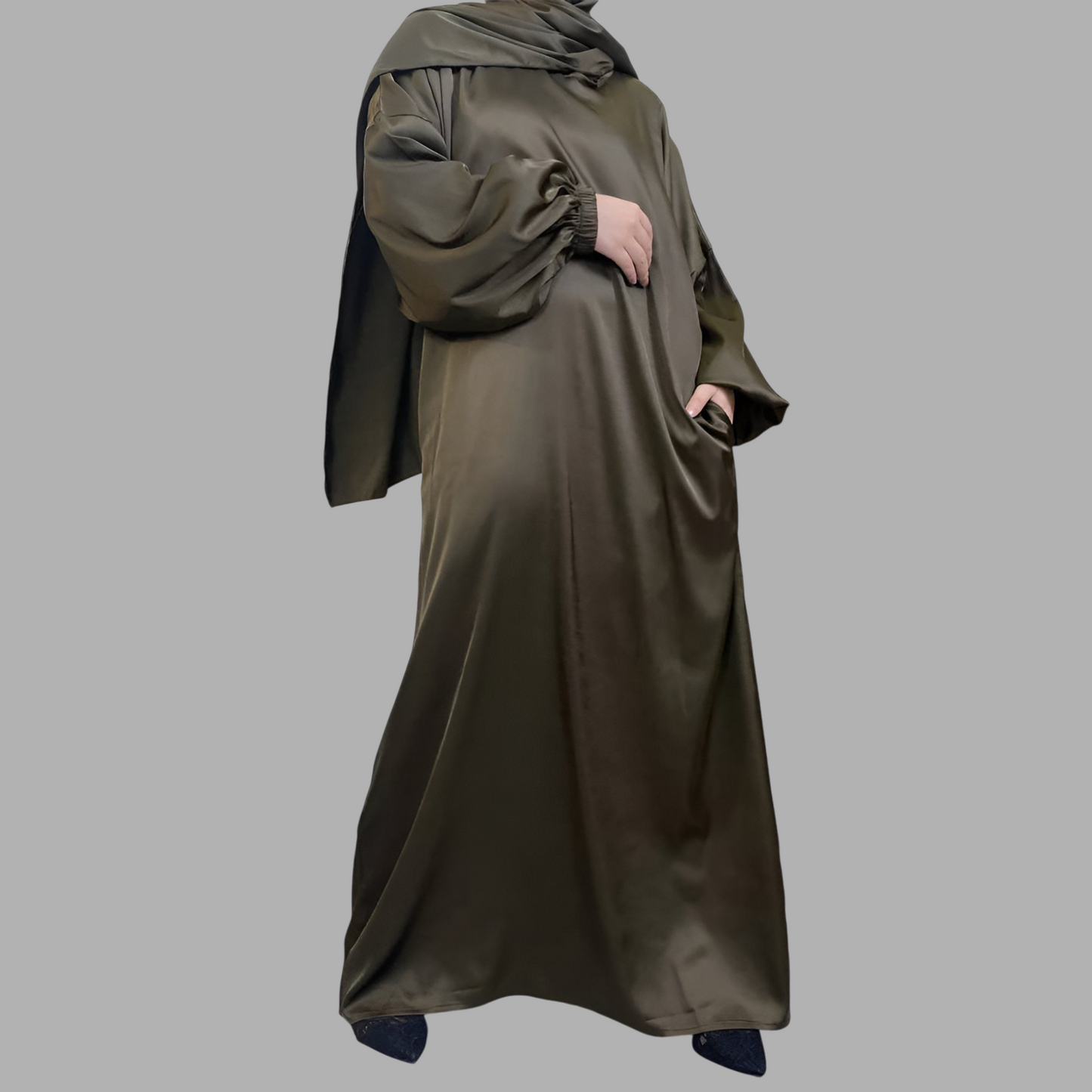 Royal Allure Satin Dress with Matching Headscarf R5C73Q